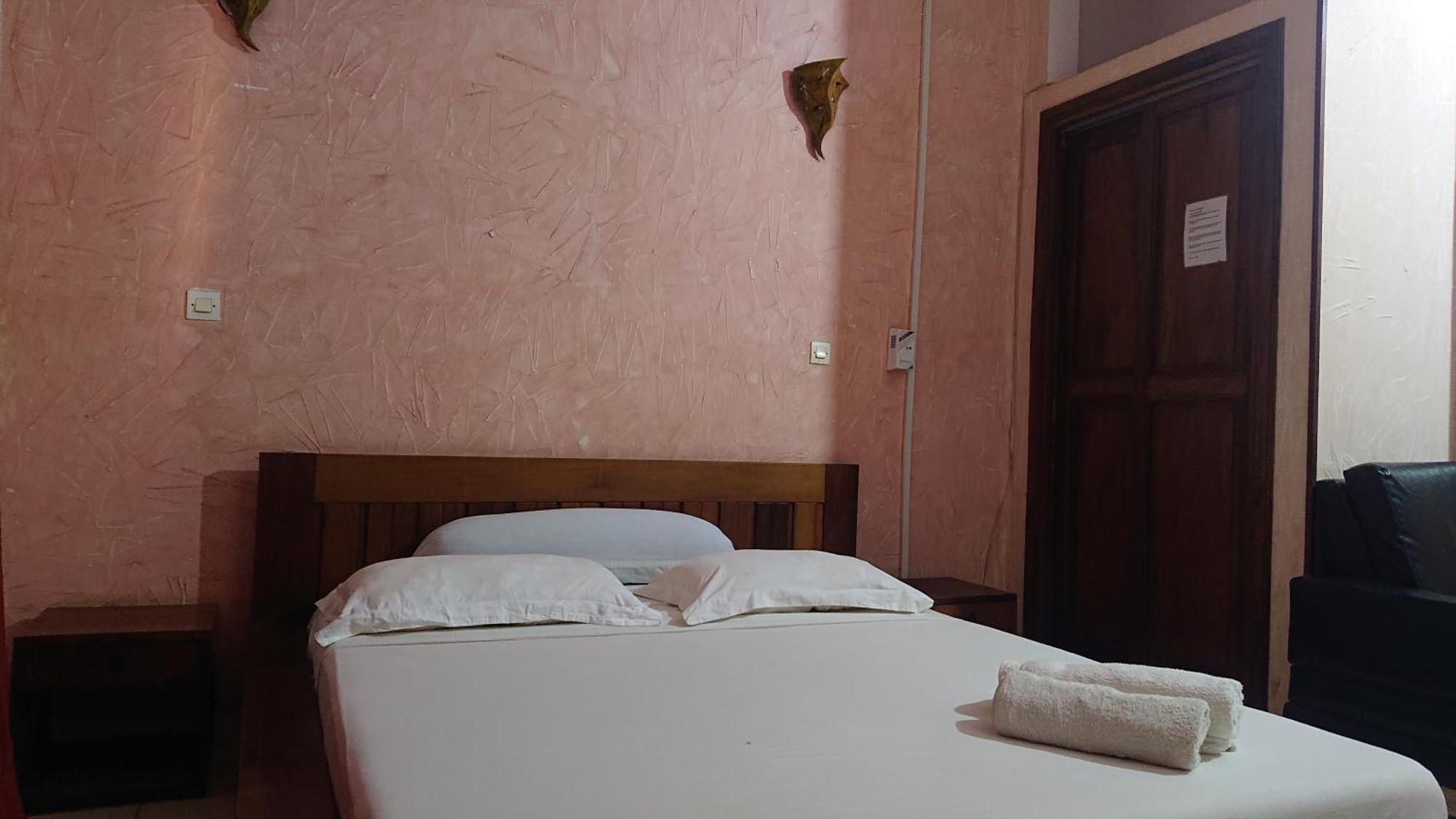 Central Hotel Antsiranana 外观 照片