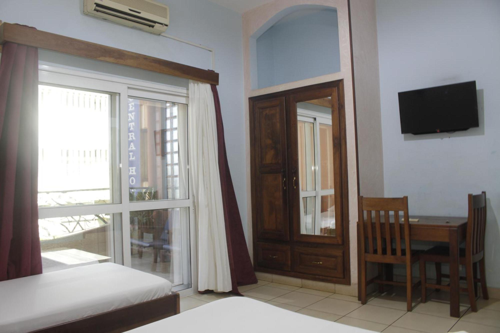Central Hotel Antsiranana 外观 照片